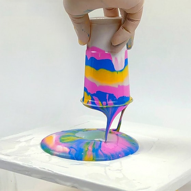 Pouring Medium